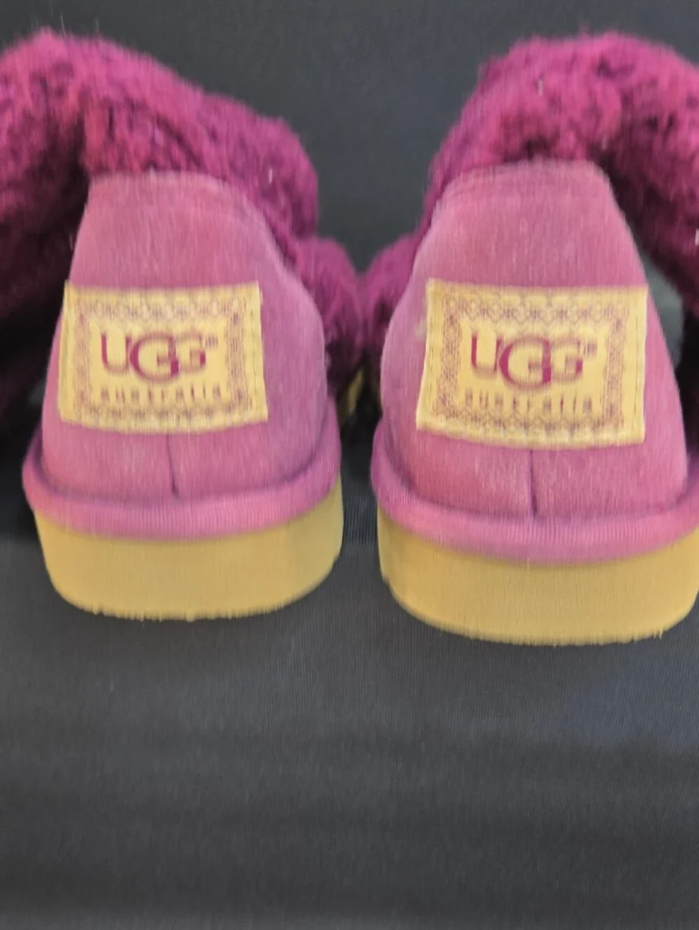 UGG Lattice Cardy Knit Boot Kids in a vibrant purple/plum shade